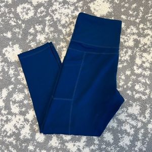 Zyia Navy Pocket Light n Tight Capris